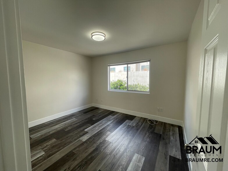 Building Photo - 5611 Fulcher Ave