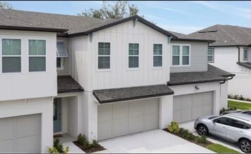 Building Photo - 1844 Sanibel Dr