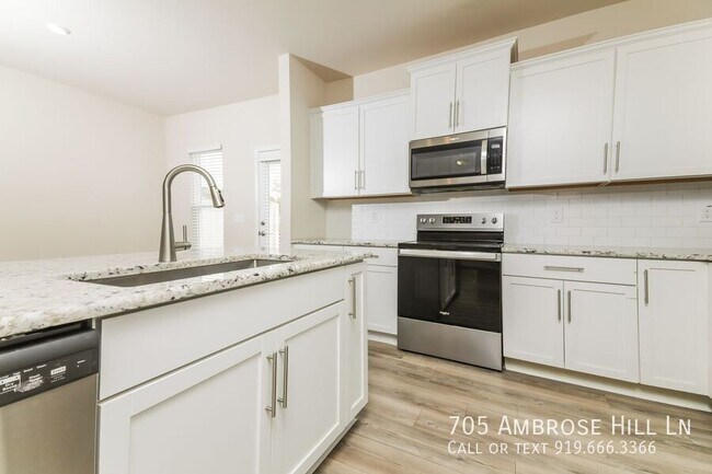 Building Photo - 705 Ambrose Hl Ln