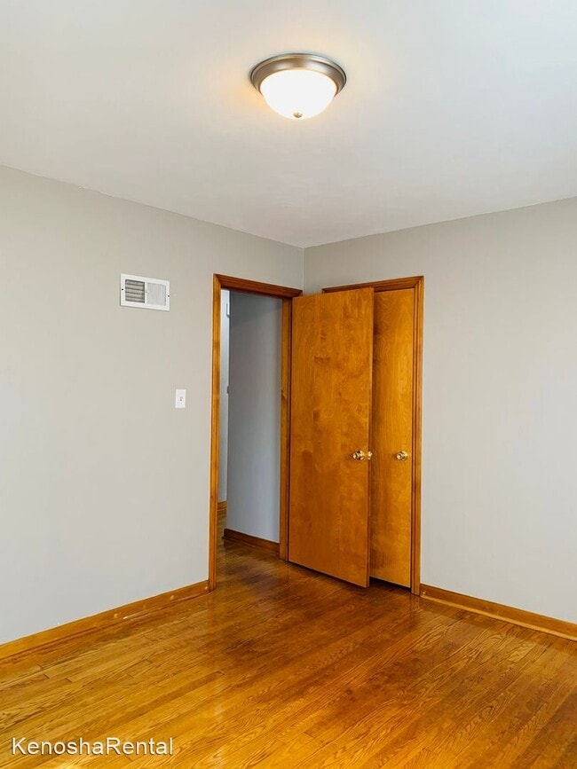 Building Photo - 3 br, 1 bath House - 7807 28th Avenue