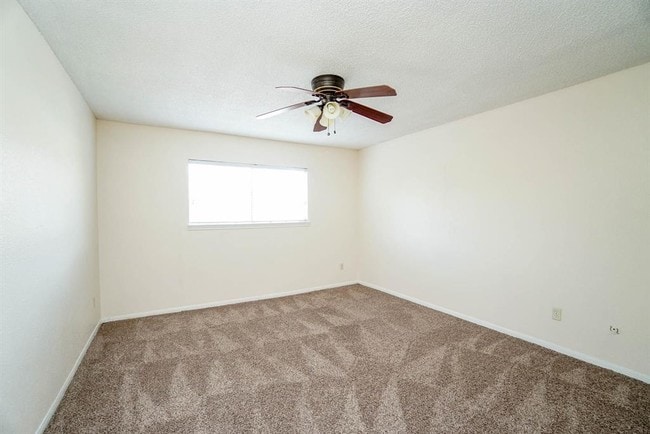 Building Photo - 14370 Misty Meadow Ln