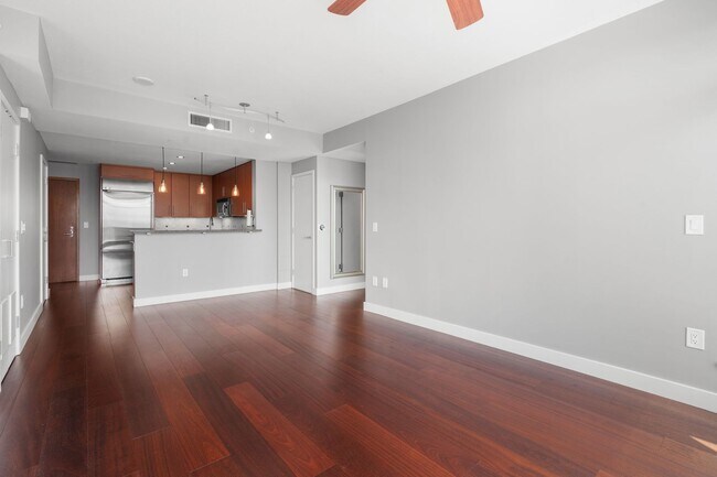 Building Photo - 325 Seventh Ave