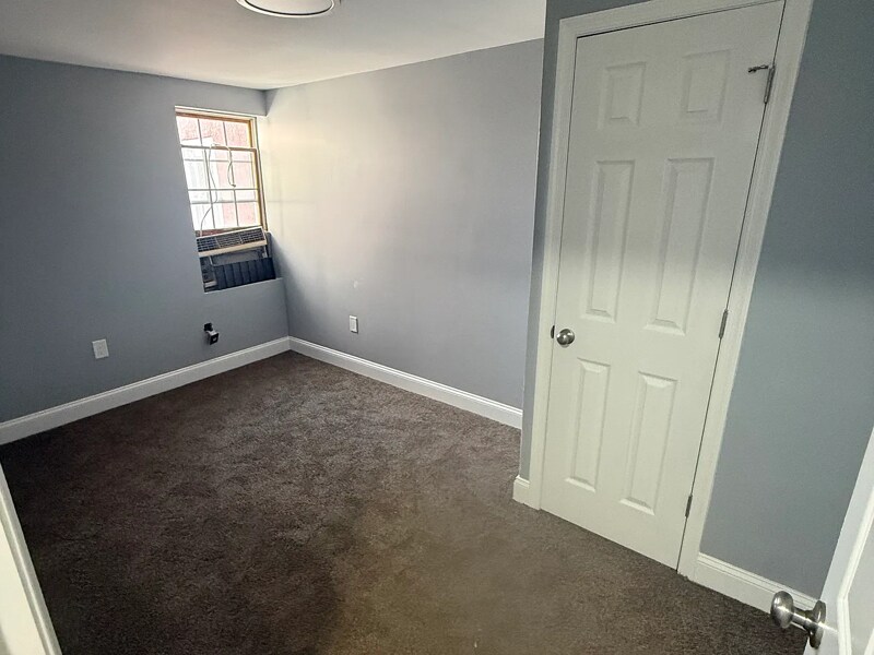 Building Photo - 409 Jefferson Ave