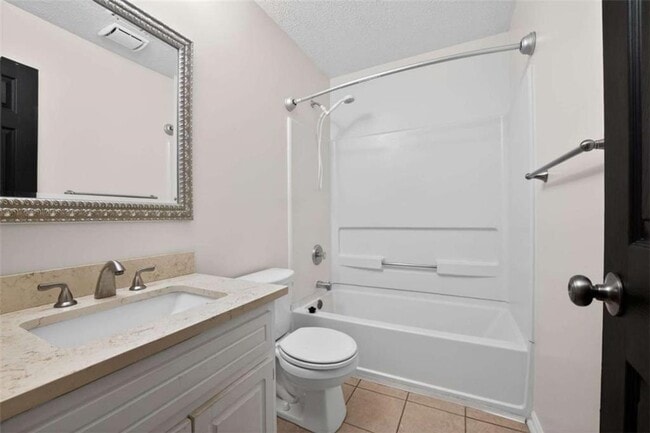 Building Photo - 630 Castlebar Way