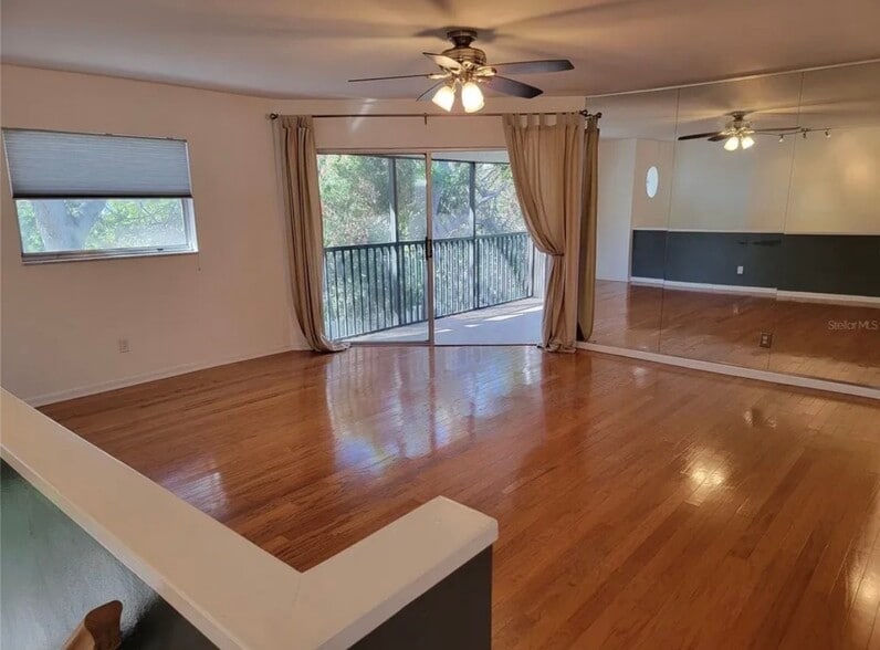 Building Photo - 476 Santa Cruz Plz NE