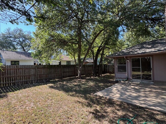 Building Photo - 9001 Jesse James Dr