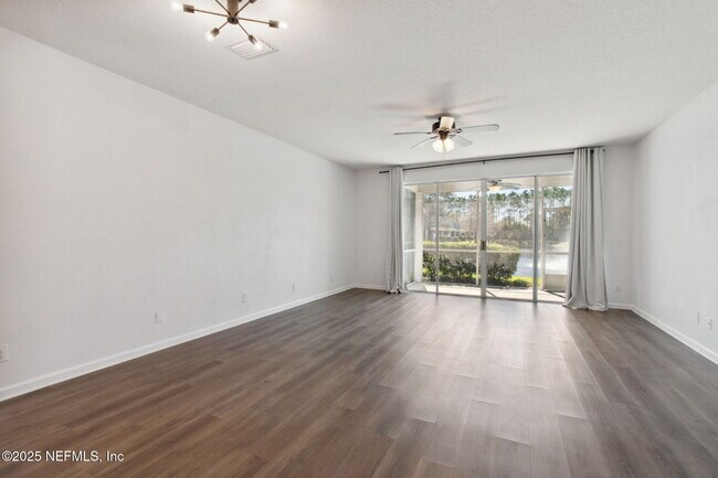 Building Photo - 13362 Stone Pond Dr