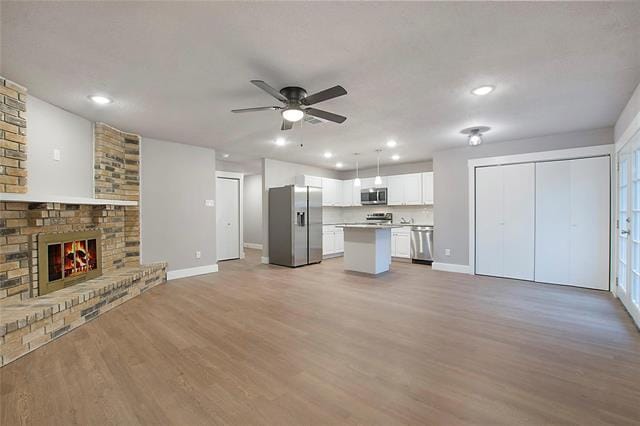 Building Photo - 801 Sunny Slope Dr