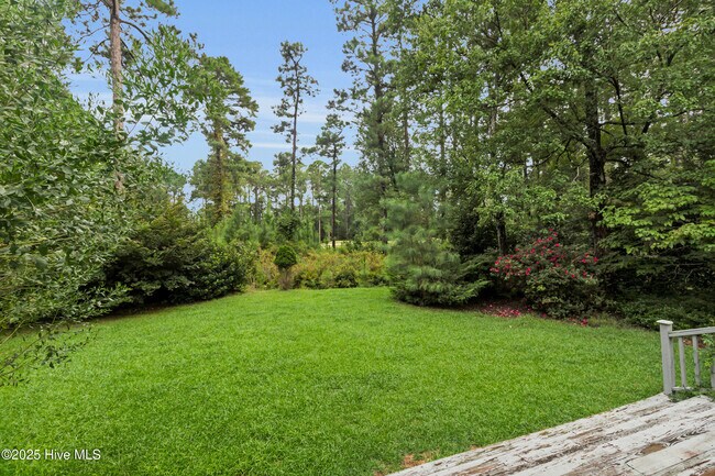 Building Photo - 907 Port Royal Ct