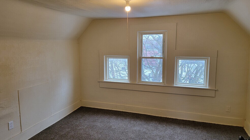 Building Photo - 786 Florida Ave