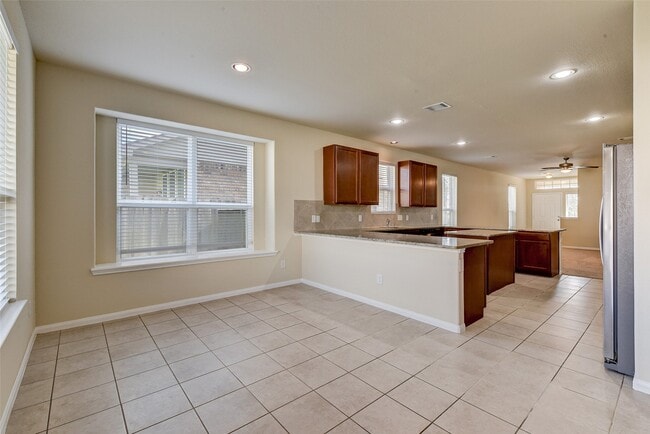 Building Photo - 3719 Don Giovanni Pl