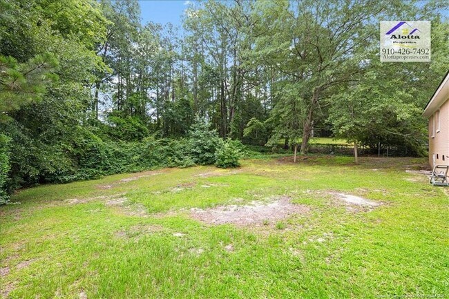 Building Photo - 743 Rustland Dr