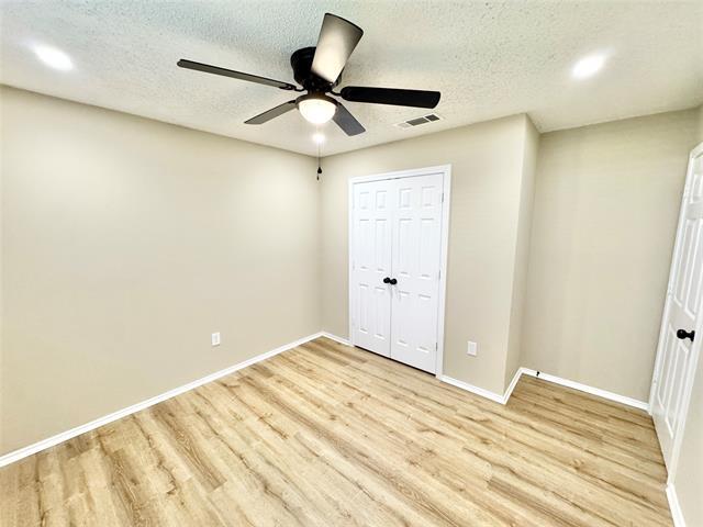 Building Photo - 204 Pear Tree Pl