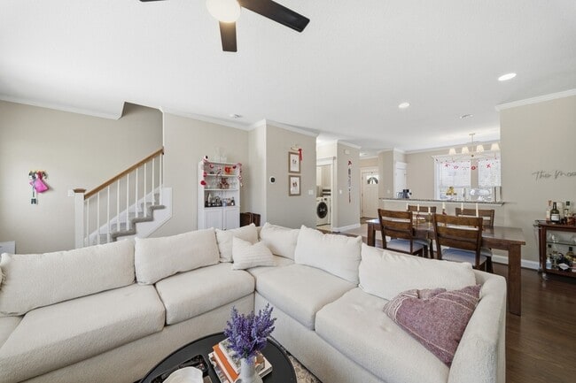 Building Photo - 544 Mill Creek Pkwy