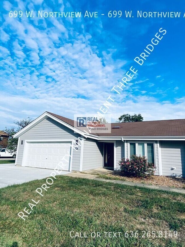 Primary Photo - 699 W Northview Ave