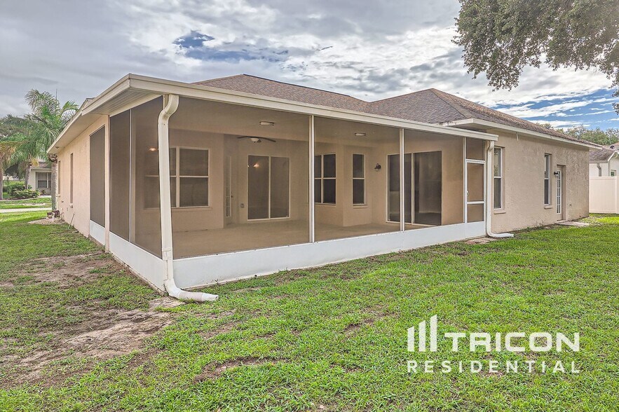 Building Photo - 4320 Balington Dr