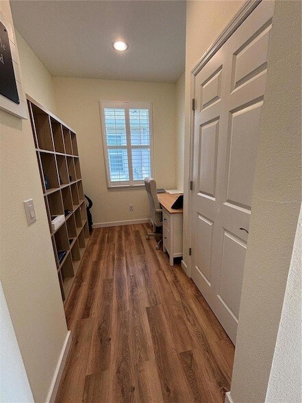 Building Photo - 5235 NW 33rd Pl