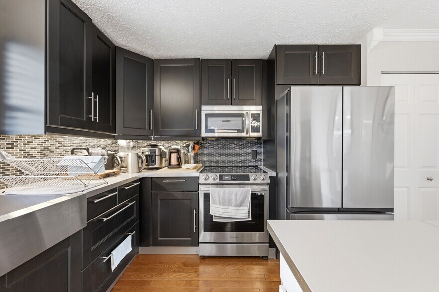 Building Photo - 316 Bridlewood Ct