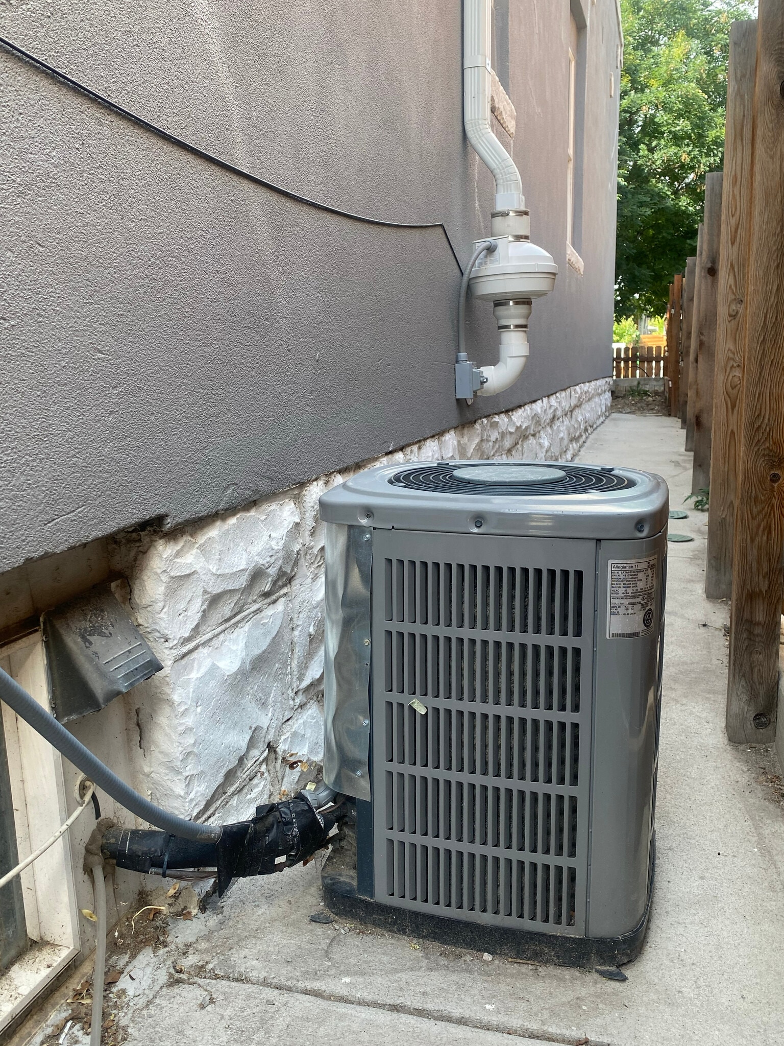 Central A/C - 1404 Knox Ct