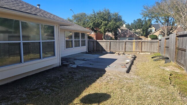 Building Photo - 12114 Dover Mdw