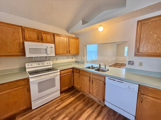 Building Photo - 2641 Sam Houston Pl