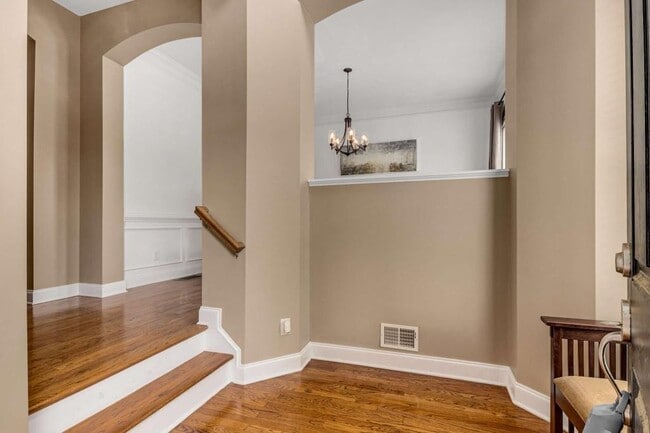Building Photo - 3019 Riverstone Tr