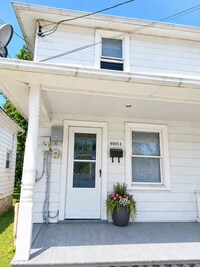 Building Photo - 1001 S Cameron St