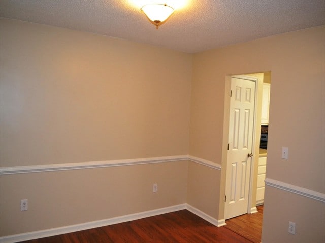 Building Photo - 174 Bonnie Woods Dr