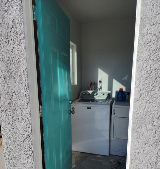 Building Photo - 69740 Sunny Sands Dr