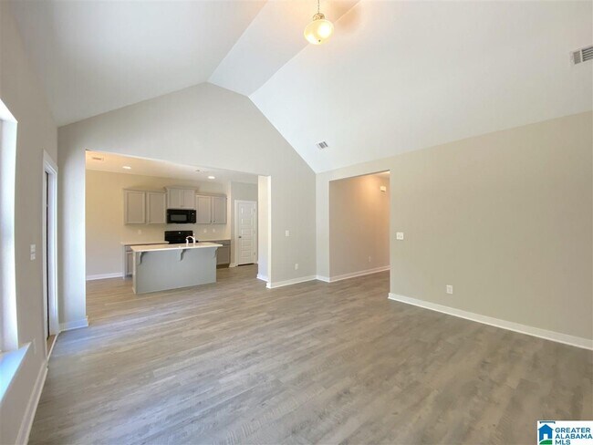 Building Photo - 318 Golden Eagles Cir