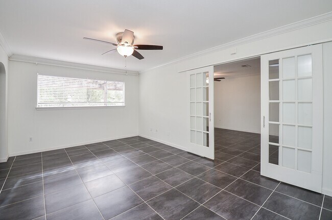 Building Photo - 854 Wax Myrtle Ln