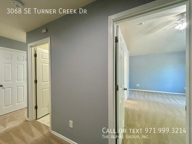 Building Photo - 3068 SE Turner Creek Dr