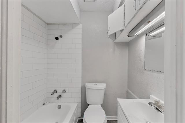 Building Photo - 1585 N Mill St