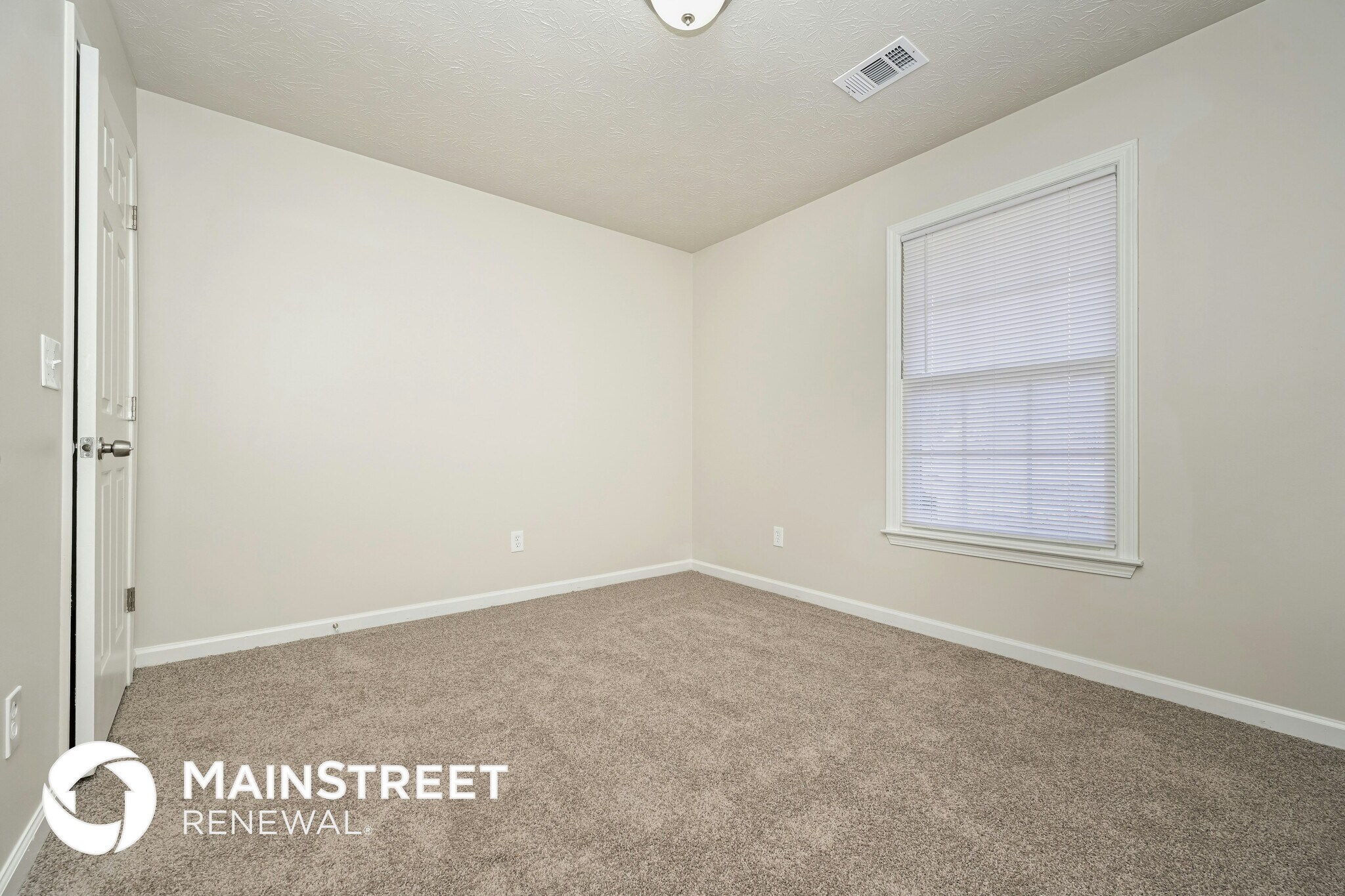 Building Photo - 25 Willow Tree Terrace