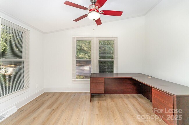 Building Photo - 4301 Eagle Chase Dr