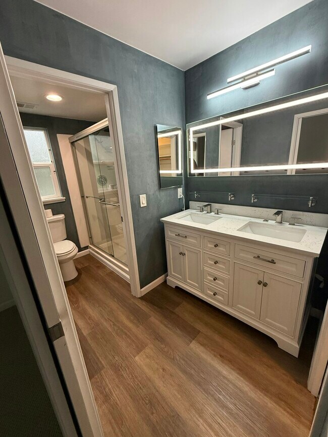 Building Photo - 1255 Detroit Ave