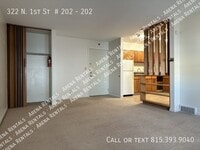 Building Photo - 322 N 1st St