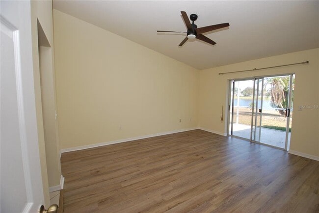 Building Photo - 1626 Compton St