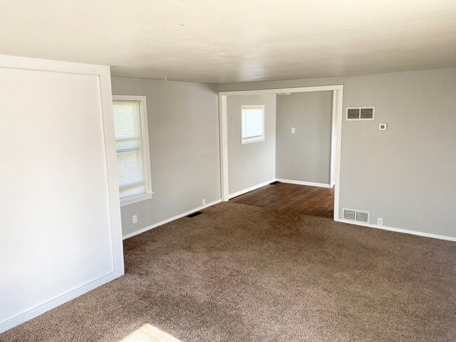 Building Photo - 1900 W Division