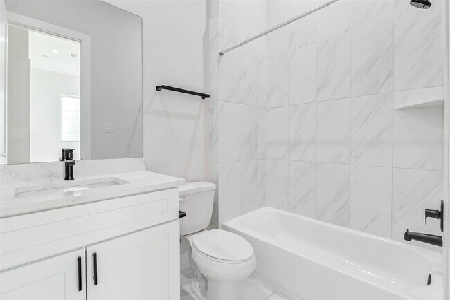 Building Photo - 2310 Campbell Rd