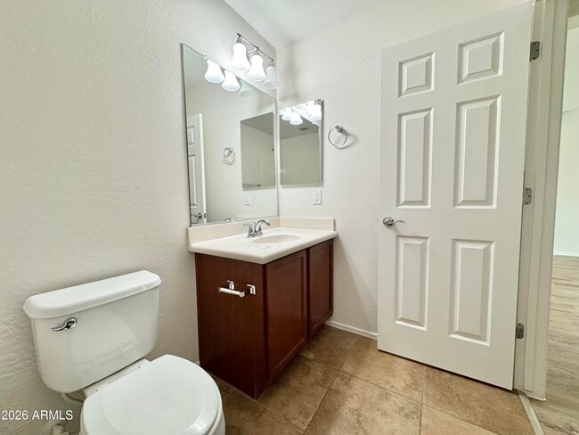 Building Photo - 3129 E Battala Ct