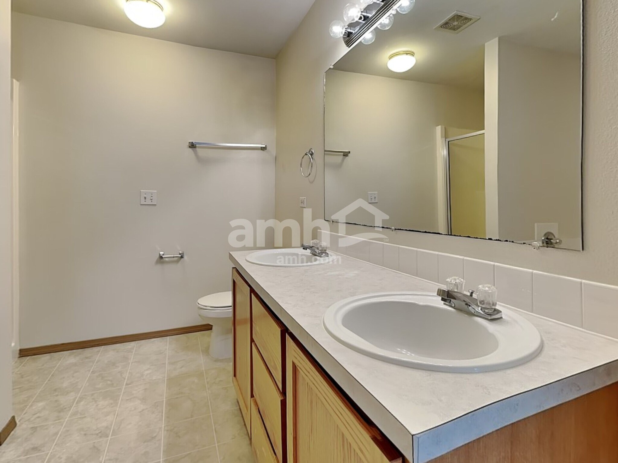 Building Photo - 19311 105th Ave Ct E