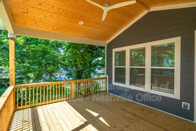 Building Photo - 606 Annex Ave