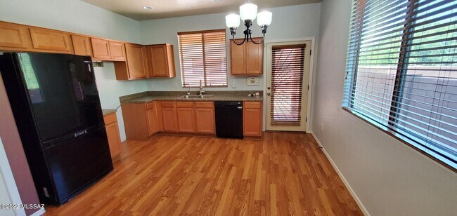 Building Photo - 1630 W Gentle Brook Trail