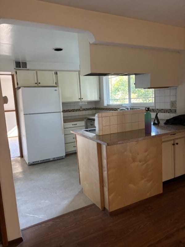 Building Photo - 415 N 179th Pl