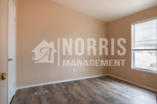 Building Photo - Acreage, NO HOA, So Much Room!