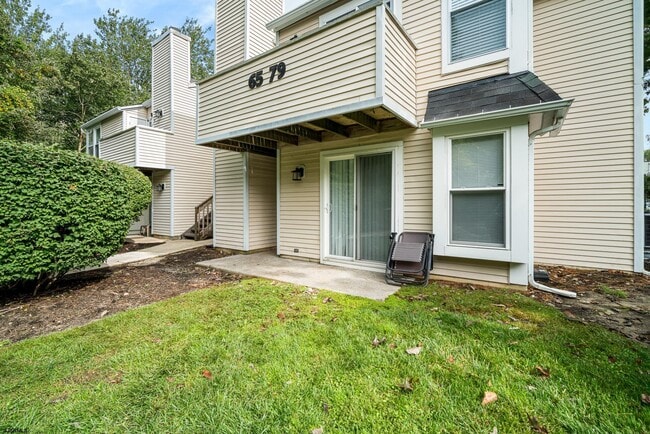Building Photo - 73 Pheasant Meadow Dr