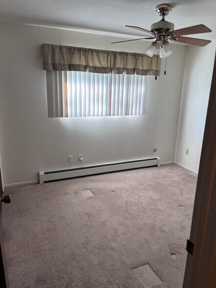 Building Photo - 2600 Parklake Ct