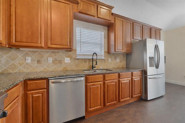 Building Photo - 5828 Caballo St