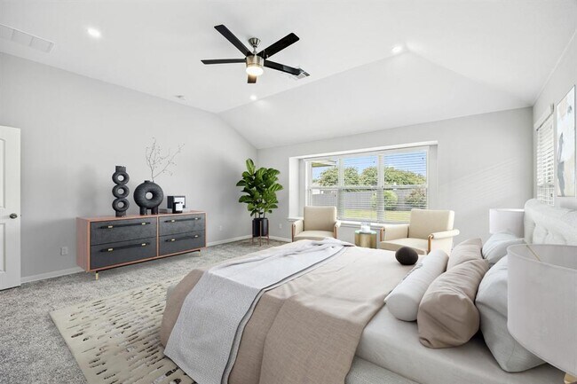 Building Photo - 140 W Highfield St